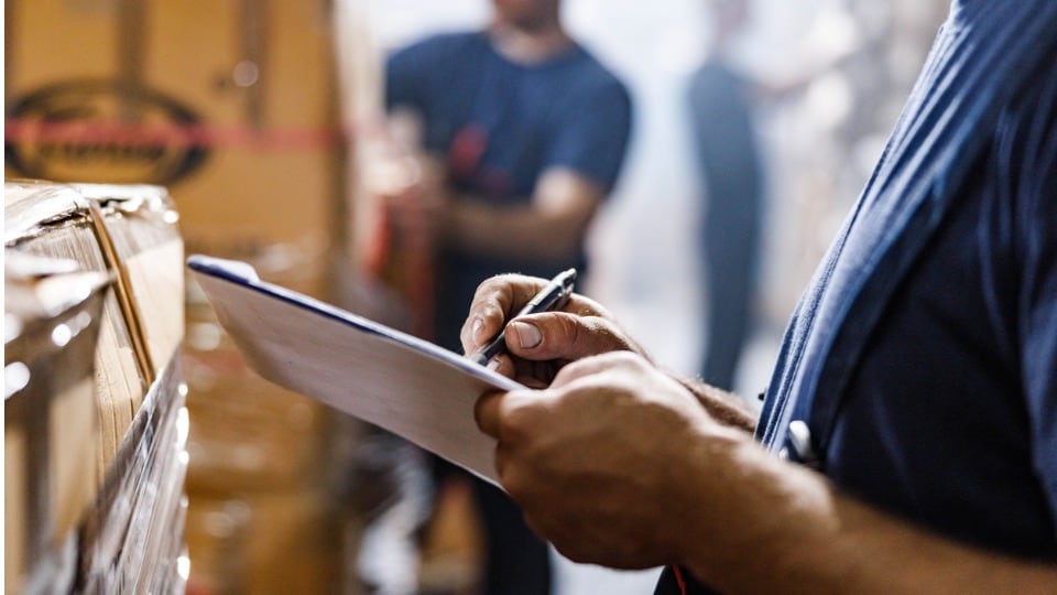 What Are the Financial Consequences of an Invalid Consignee Hold 9H?