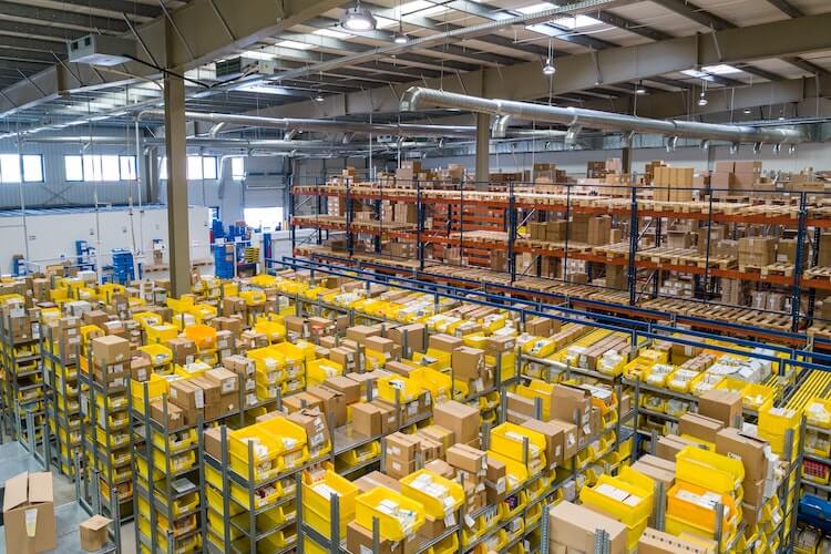 CastleGate Warehouse Compare With Third-Party Warehouses