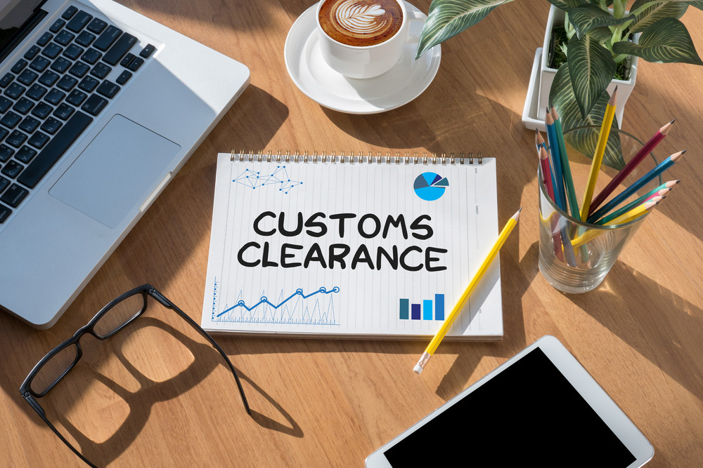 What are the necessary customs declaration documents for exporting energy storage batteries?