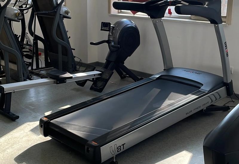 Which mode of transportation should be chosen for shipping a household treadmill?